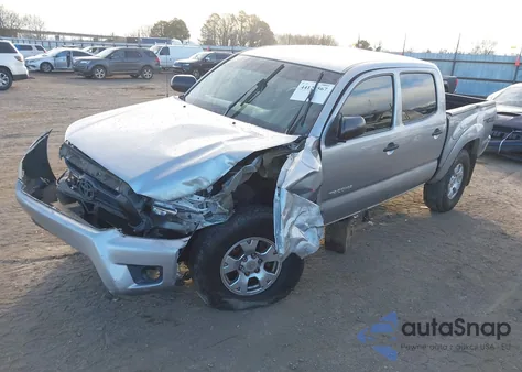 2014 Toyota Tacoma Base V6 z USA, uszkodzony, nr VIN 5TFLU4EN3EX093091